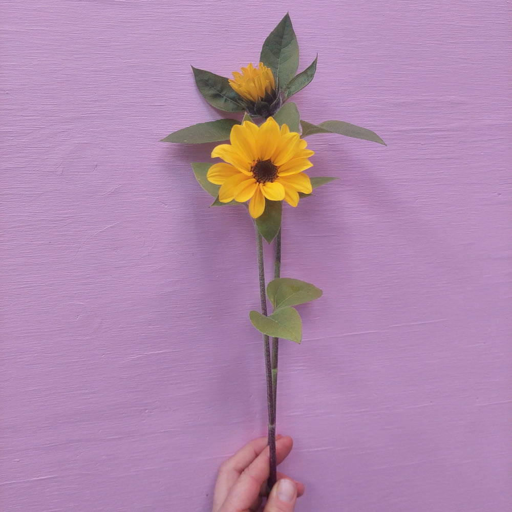 
                      
                        ****Sunflower fresh stems** Yellow*** thinner stems
                      
                    