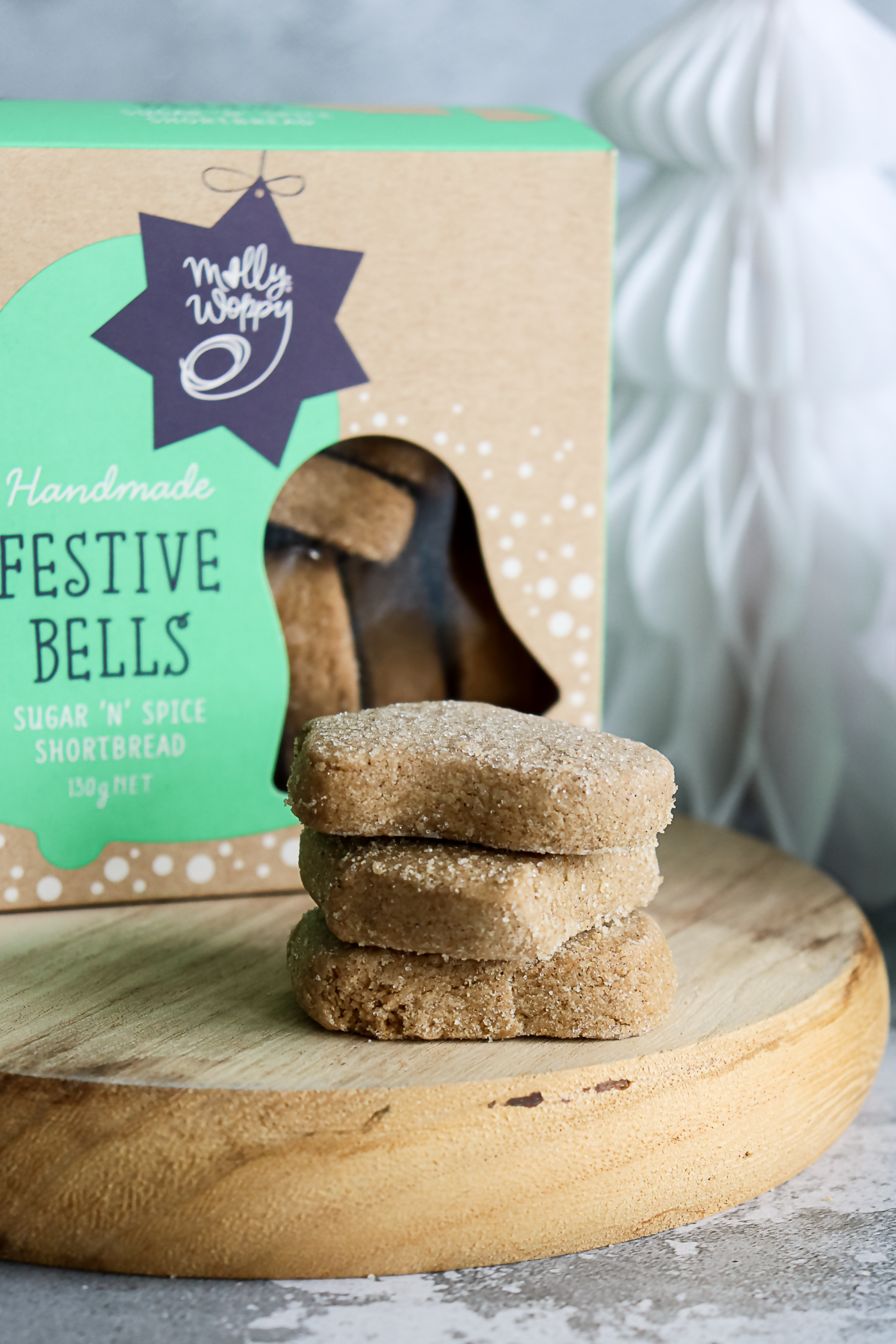 XRL10 Frestive Shortbread Bells Sugar'N'Spice - Styled (2)