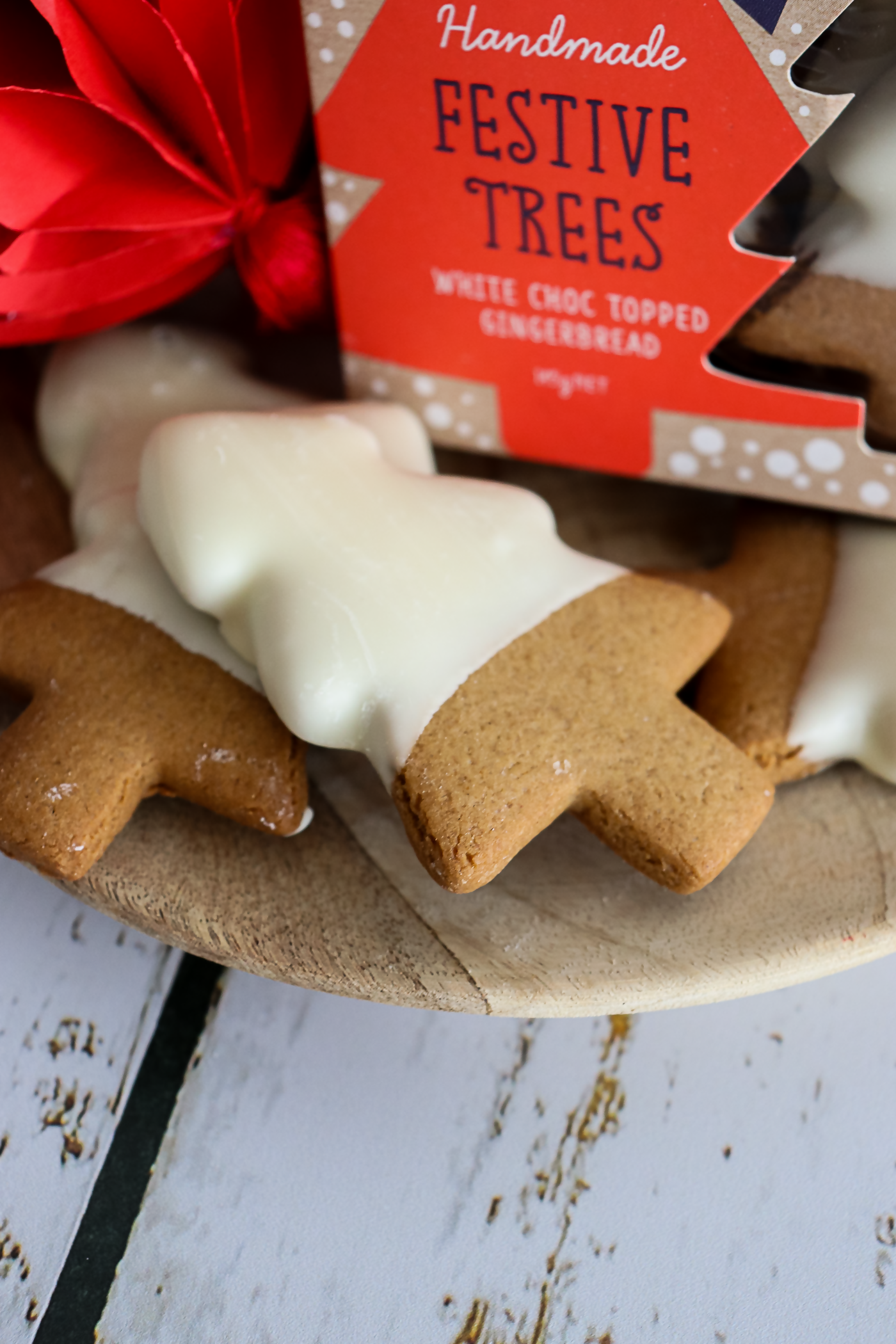 XRB10 Festive Gingerbread Trees White Choc Topped - Styled (12)