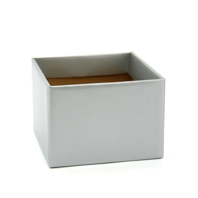 Solid Colour Posy Box w/flap on the top 17Sqx12Hcm Pk/10 - Silver